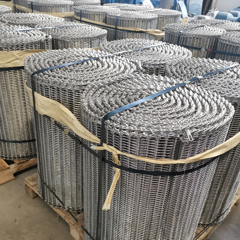 Seafood quick-freezing conveyor belt